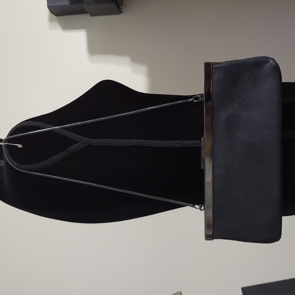 Calvin Klein clutch - Picture 3 of 8